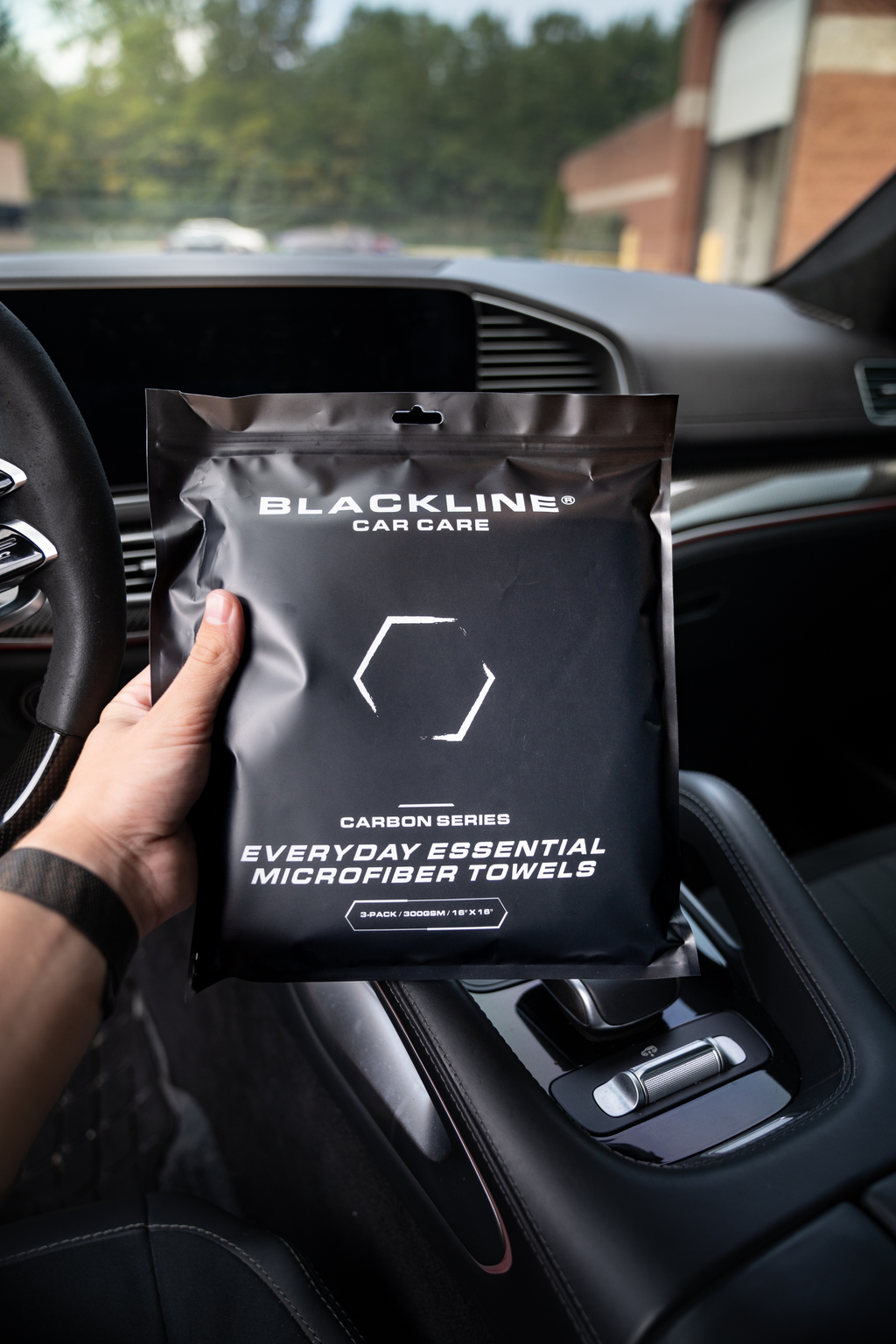 BLACKLINE® SLIM TWISTED-LOOP DRYING TOWEL